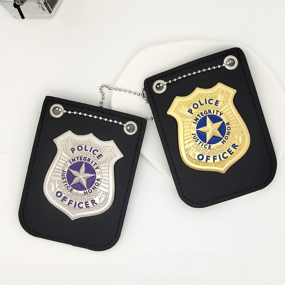 Dress Up Cosplay Police Badge  - Home Office Simulator recensione e prezzo