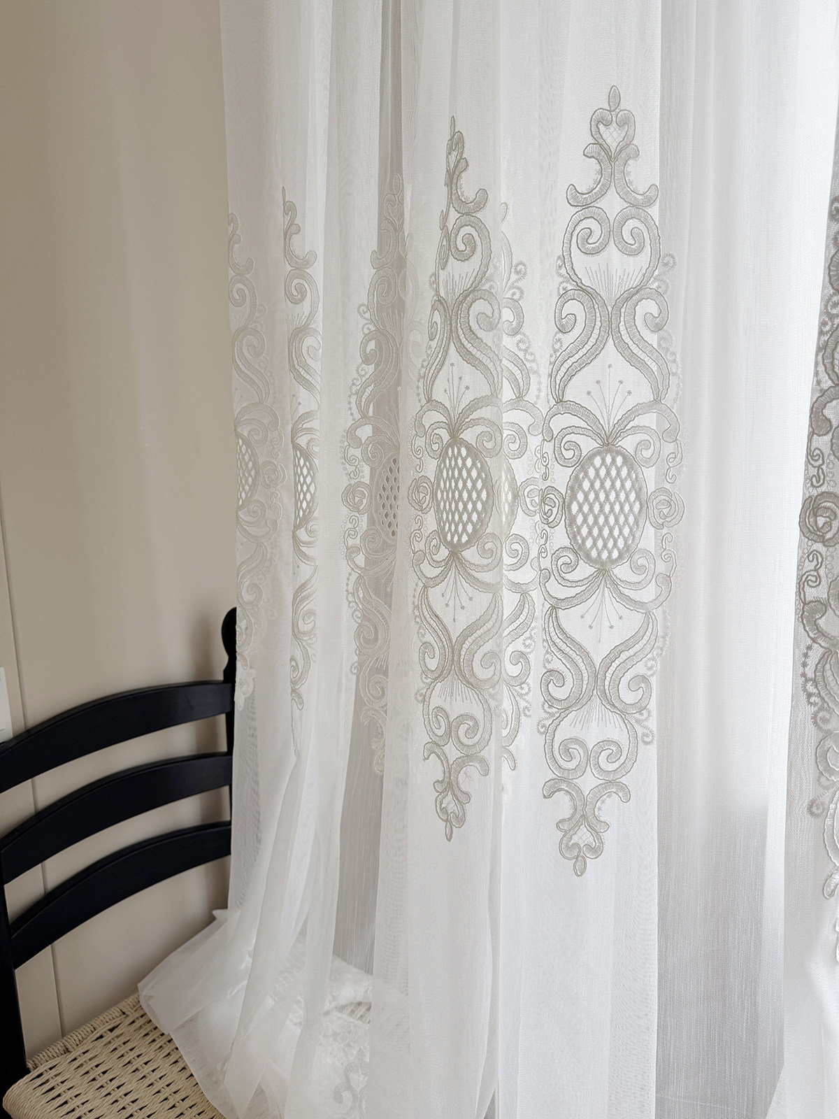 European Embossed Embroidery O - Home Office Buy recensione e prezzo